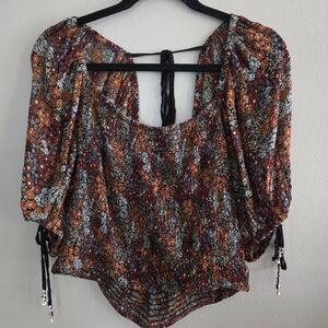 Floral Women's Top with Puff Sleeves